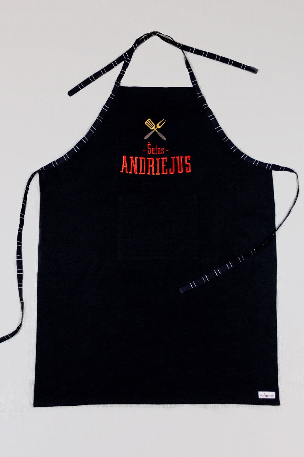 Black apron (red embroidery)
